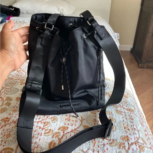 lululemon athletica Black Crossbody Drawstring Bucket Bag - Picture 2 of 6